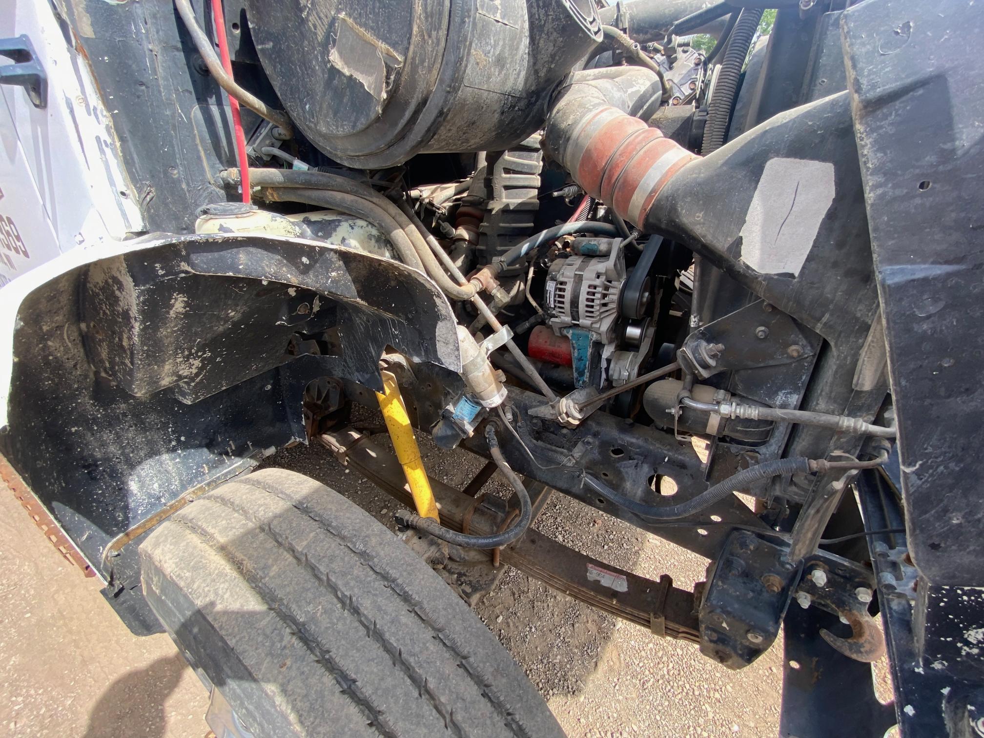 1995 INTERNATIONAL 8100 - Image 26